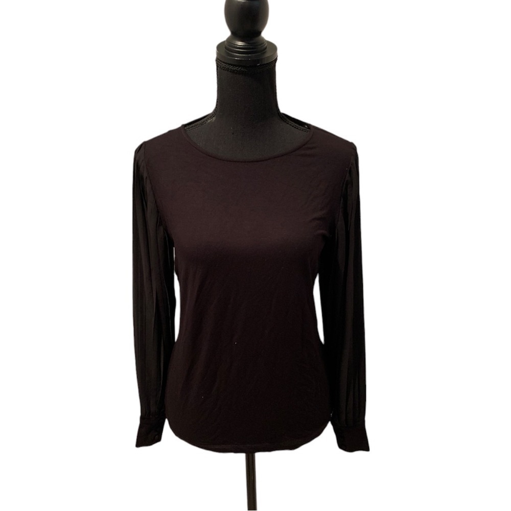 T Tahari Blouse with Sheer Pleated Long Sleeves Black Small NWT